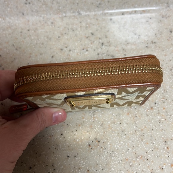 Never used!! - Picture 3 of 8